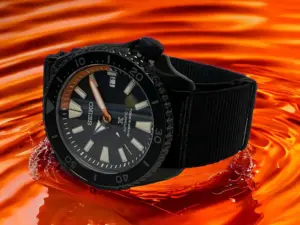 Learn more about this unique watch with a flat sapphire crystal and clear AR coating.
