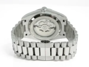 Seiko Mod Day-Date Ice‑Blue – Sapphire Crystal Case Back