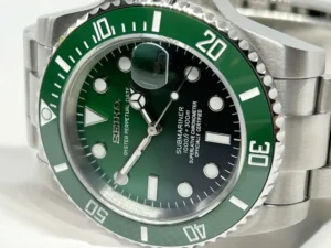 View detailed - Seiko Sub Mod Hulk meets Starbucks - A Seiko Modding by Custom Watch Mod